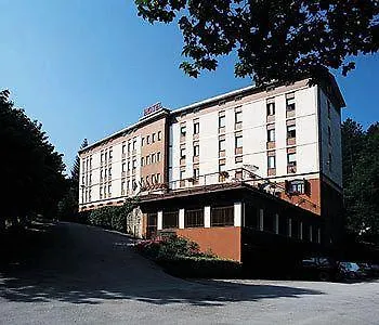 Pineta Hotel Pievepelago 3*,